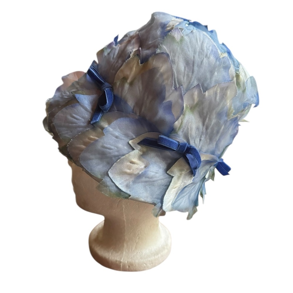 1950s Flower Petal Bucket Hat - Picture 1 of 6
